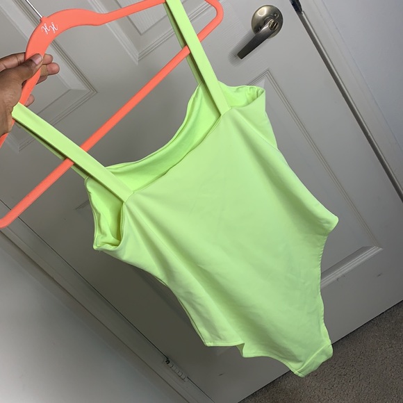 H&M Green Bodysuit - Picture 2 of 3